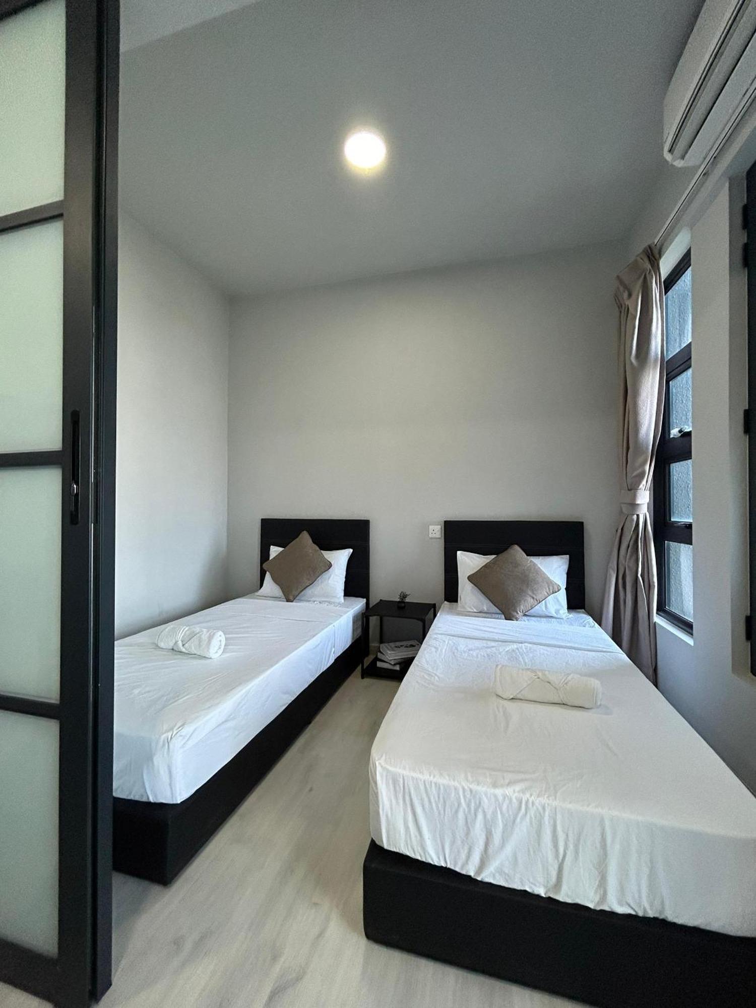 Jesselton Quay Sea & Pool View For 6 Pax Apartment โกตาคินาบาลู ภายนอก รูปภาพ